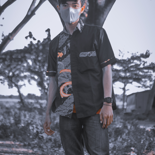 DirectMe profile picture for @valentino