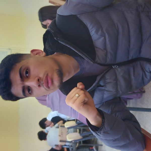DirectMe profile picture for @massi
