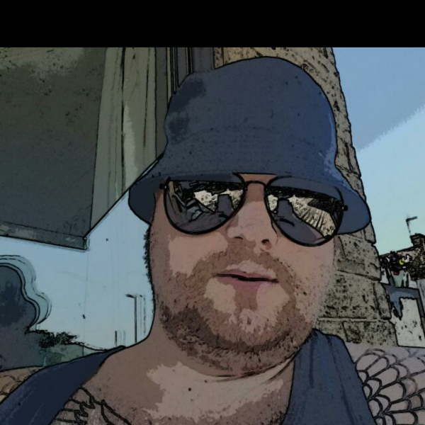 DirectMe profile picture for @robt
