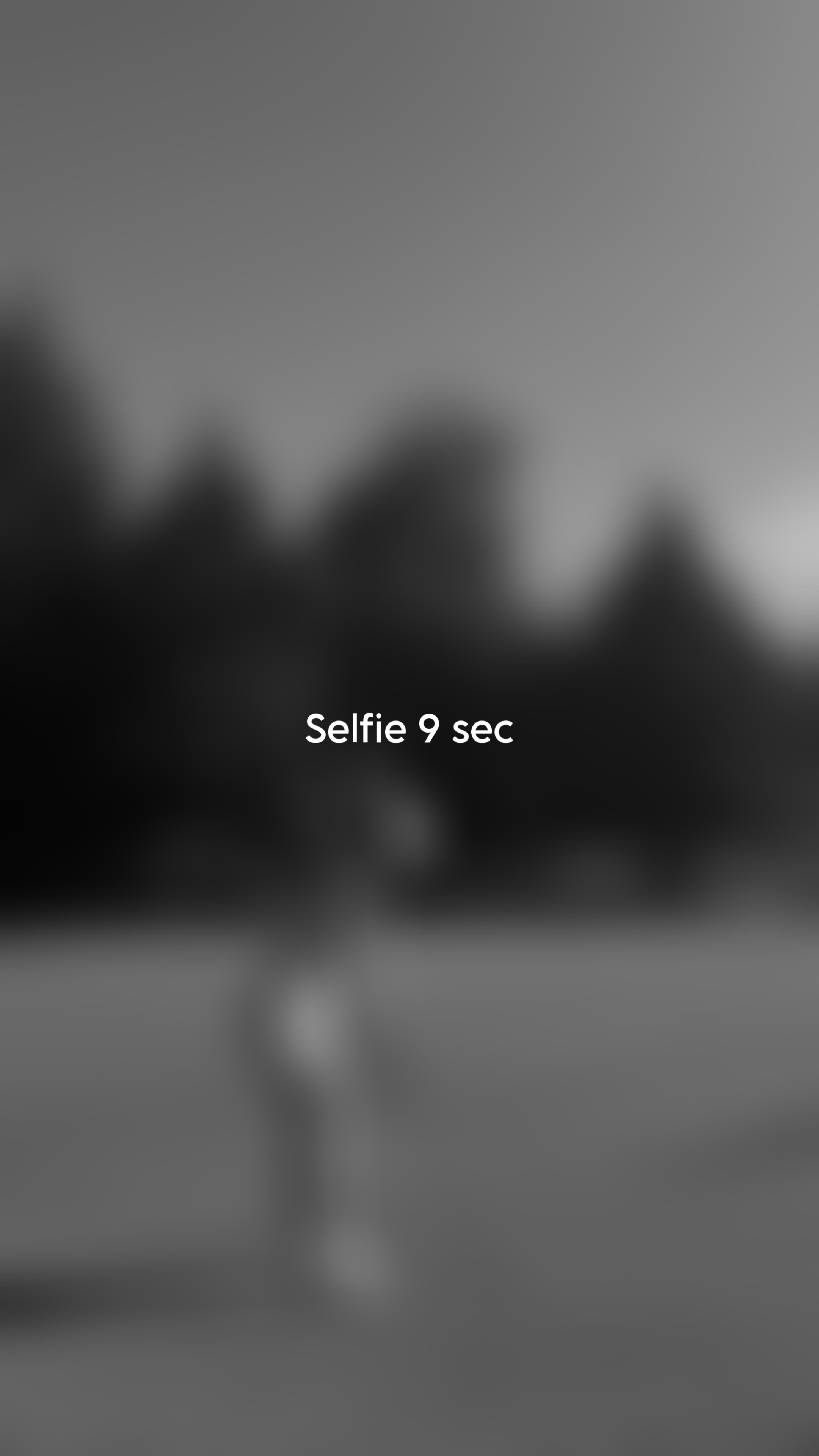 Selfie 9 sec